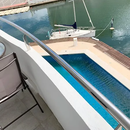 Con Piscina - Magnificas Vistas A Canal - Aire Acondicionado B Apartment *